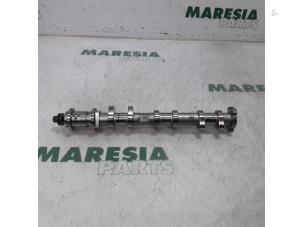 Gebruikte Nokkenas Peugeot 208 I (CA/CC/CK/CL) 1.0 Vti 12V PureTech Prijs € 75,00 Margeregeling aangeboden door Maresia Parts