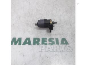 Begagnade Pump, vindrutespolare Fiat Panda (169) 1.2 Fire Pris € 10,00 Marginaltabell erbjuds av Maresia Parts