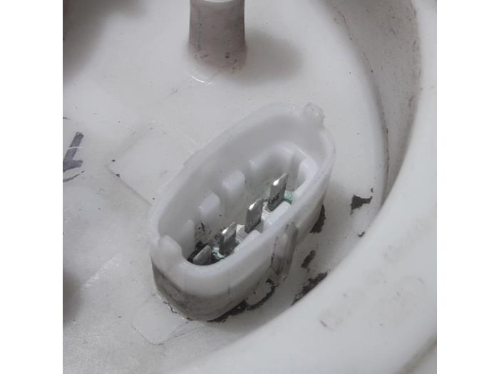 Elektrisk bränslepump från en Fiat Ducato (250) 2.3 D 120 Multijet 2008