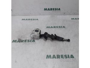 Gebruikte Veiligheidsgordel rechts-achter Citroen C4 Picasso (UD/UE/UF) 1.6 HDiF 16V 110 Prijs € 24,99 Margeregeling aangeboden door Maresia Parts