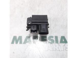 Begagnade Kylfläktsresistor Peugeot 5008 I (0A/0E) 1.6 BlueHDi 120 Pris € 20,00 Marginaltabell erbjuds av Maresia Parts