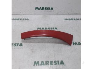 Begagnade Stripe, grill Fiat Ducato (250) 2.0 D 115 Multijet Pris € 30,25 Inklusive moms erbjuds av Maresia Parts