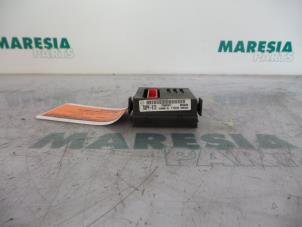 Gebruikte Computer Diversen Renault Vel Satis (BJ) 3.5 V6 24V Autom. Prijs € 105,00 Margeregeling aangeboden door Maresia Parts