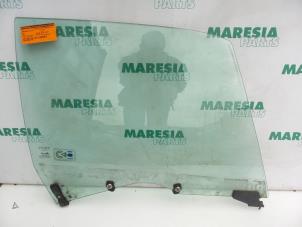 Gebruikte Portierruit 2Deurs rechts Fiat Punto Cabriolet (176C) 90 ELX 1.6 Prijs € 50,00 Margeregeling aangeboden door Maresia Parts