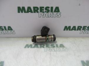 Begagnade Insprutare (bensin) Fiat Seicento (187) 1.1 MPI S,SX,Sporting Pris € 20,00 Marginaltabell erbjuds av Maresia Parts