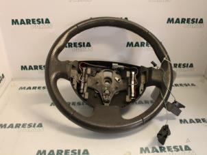 Gebruikte Stuurwiel Renault Megane II CC (EM) 1.6 16V Prijs € 35,00 Margeregeling aangeboden door Maresia Parts