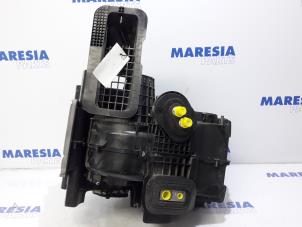 Begagnade Värmarhus Renault Clio IV Estate/Grandtour (7R) 1.5 Energy dCi 90 FAP Pris € 164,95 Marginaltabell erbjuds av Maresia Parts