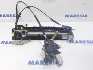 Gebruikte Raammechaniek 2Deurs rechts-voor Alfa Romeo MiTo (955) 1.3 JTDm 16V Prijs € 60,00 Margeregeling aangeboden door Maresia Parts