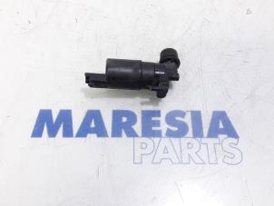 Begagnade Pump, vindrutespolare Peugeot 107 1.0 12V Pris € 10,00 Marginaltabell erbjuds av Maresia Parts
