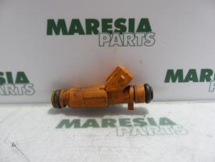 Gebruikte Injector (benzine injectie) Alfa Romeo 156 (932) 1.8 Twin Spark 16V Prijs € 25,00 Margeregeling aangeboden door Maresia Parts