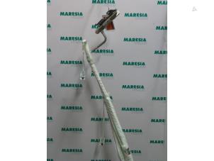 Gebruikte Airbag hemel links Renault Modus/Grand Modus (JP) 1.6 16V Prijs € 50,00 Margeregeling aangeboden door Maresia Parts