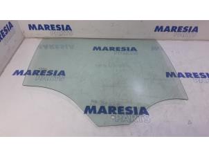 Begagnade Dörrfönster, 4-dörrars, höger bak Renault Megane IV Estate (RFBK) 1.5 Energy dCi 110 Pris € 60,00 Marginaltabell erbjuds av Maresia Parts