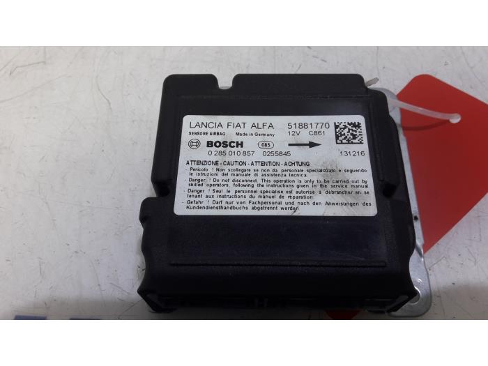 Airbagmodul från en Vauxhall Combo Mk.III (D) 1.3 CDTI 16V 2014