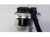 ABS-pump från en Vauxhall Combo Mk.III (D) 1.3 CDTI 16V 2014