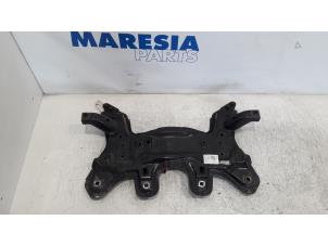 Gebruikte Subframe Fiat 500C/595C/695C 1.4 T-Jet 16V 695,595 Competizione,Rivale Prijs € 210,00 Margeregeling aangeboden door Maresia Parts