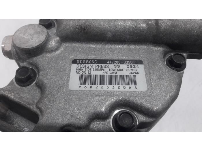 Luftkonditioneringspump från en Abarth 500C/595C/695C 1.4 T-Jet 16V 695,595 Competizione,Rivale 2015