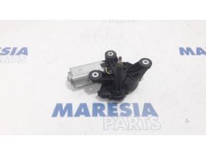 Gebruikte Ruitenwissermotor achter Fiat 500/595/695 1.4 T-Jet 16V Prijs € 25,00 Margeregeling aangeboden door Maresia Parts