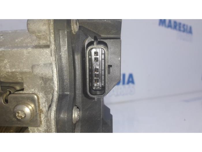 Zawór EGR z Renault Grand Scénic III (JZ) 1.5 dCi 110 2012