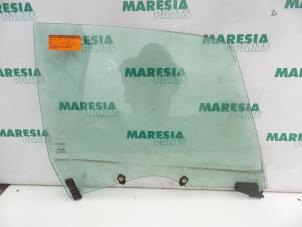 Gebruikte Portierruit 2Deurs rechts Fiat Punto Cabriolet (176C) 60 1.2 SPI Prijs € 50,00 Margeregeling aangeboden door Maresia Parts