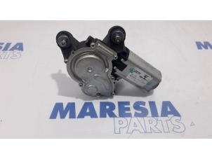 Gebruikte Ruitenwissermotor achter Fiat 500 (312) 0.9 TwinAir 85 Prijs € 25,00 Margeregeling aangeboden door Maresia Parts