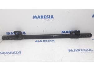 Begagnade Kylarstag Fiat Doblo Cargo (263) 1.6 D Multijet Pris € 42,35 Inklusive moms erbjuds av Maresia Parts