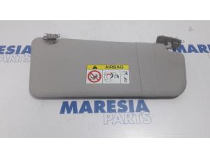 Gebruikte Zonneklep Citroen Jumpy 2.0 Blue HDI 120 Prijs € 24,20 Inclusief btw aangeboden door Maresia Parts