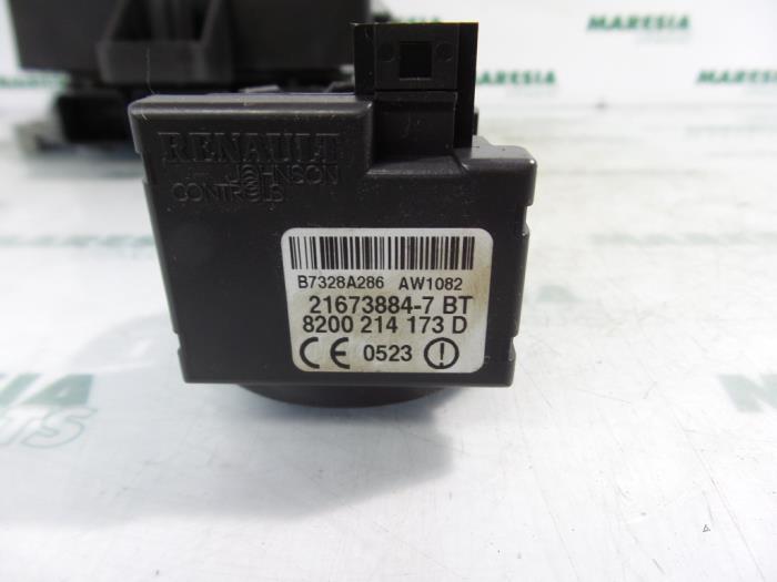 Dator, motorstyrning från en Renault Clio III (BR/CR) 1.2 16V TCe 100 2008