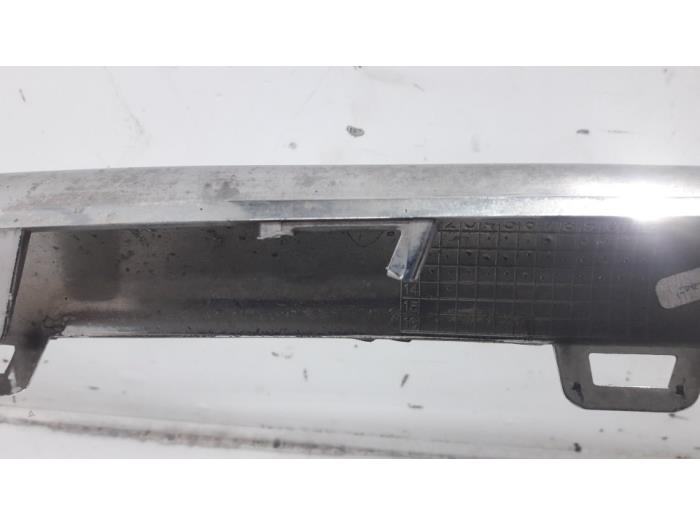 Dekorstripe från en Citroën Berlingo 1.6 Hdi 90 Phase 2 2014