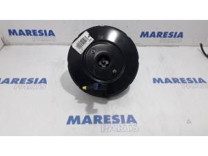 Gebruikte Rembekrachtiger Citroen C3 (SX/SW) 1.2 12V e-THP PureTech 110 Prijs € 50,00 Margeregeling aangeboden door Maresia Parts