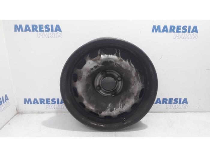 Hjul från en Peugeot Partner (GC/GF/GG/GJ/GK) 1.6 HDI 90 16V 2011