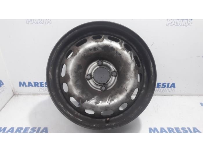 Hjul från en Peugeot Partner (GC/GF/GG/GJ/GK) 1.6 HDI 90 16V 2011