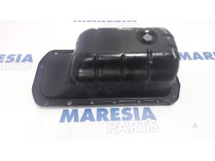 Begagnade Oljetråg Citroen C4 Cactus (0B/0P) 1.6 Blue Hdi 100 Pris € 29,99 Marginaltabell erbjuds av Maresia Parts