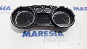 Begagnade Instrumentpanel Peugeot 308 (4A/C) 1.6 VTI 16V Pris € 75,00 Marginaltabell erbjuds av Maresia Parts