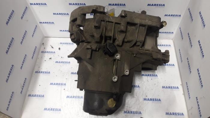 Växellåda från en Renault Express/Rapid/Extra 1.9 D 1996