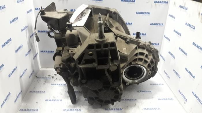 Växellåda från en Renault Safrane II 2.2 dT RTE,RXE 12V 1998