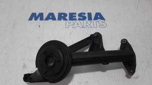 Używane Wlot oleju Peugeot 308 SW (L4/L9/LC/LJ/LR) 1.6 BlueHDi 120 Cena € 20,00 Procedura marży oferowane przez Maresia Parts