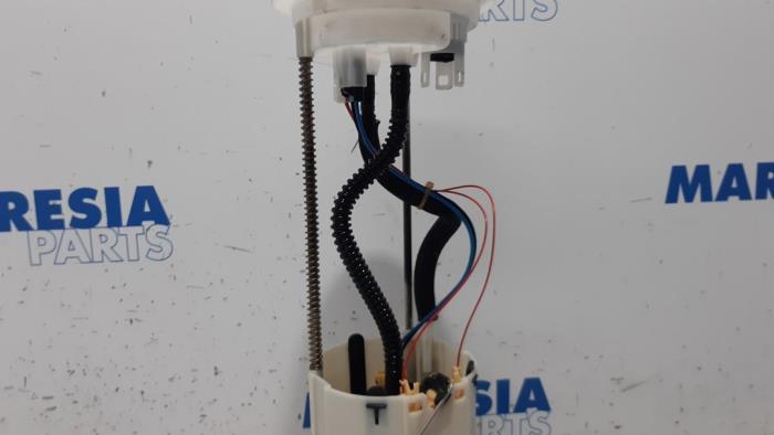 Elektrisk bränslepump från en Fiat Ducato (250) 2.3 D 150 Multijet 2018