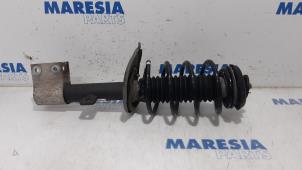 Gebruikte Mac Phersonpoot links-voor Citroen C4 Berline (NC) 1.4 16V VTi Prijs € 50,00 Margeregeling aangeboden door Maresia Parts