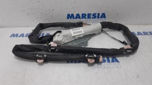 Gebruikte Hemel airbag rechts Peugeot 5008 I (0A/0E) 1.6 VTI 16V Prijs € 50,00 Margeregeling aangeboden door Maresia Parts