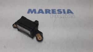 Begagnade ESP-dator Renault Espace (JK) 2.0 16V Turbo Pris € 105,00 Marginaltabell erbjuds av Maresia Parts