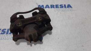 Gebruikte Remklauw (Tang) links-voor Peugeot 307 Break (3E) 1.6 16V Prijs € 50,00 Margeregeling aangeboden door Maresia Parts