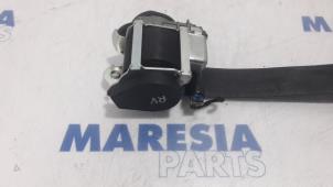 Begagnade Främre säkerhetsbälte, höger Peugeot 308 SW (4E/H) 1.6 HDi 16V Pris € 50,00 Marginaltabell erbjuds av Maresia Parts