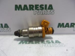 Begagnade Insprutare (bensin) Fiat Palio Weekend (178D) 1.2 MPI Fire Pris € 25,00 Marginaltabell erbjuds av Maresia Parts