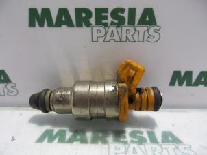 Begagnade Insprutare (bensin) Fiat Palio Weekend (178D) 1.2 MPI Fire Pris € 25,00 Marginaltabell erbjuds av Maresia Parts