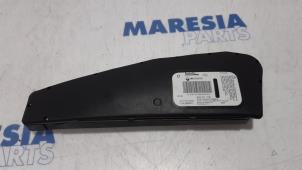 Gebruikte Airbag stoel (zitplaats) Renault Scénic III (JZ) 1.5 dCi 105 Prijs € 50,00 Margeregeling aangeboden door Maresia Parts