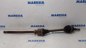 Używane Os napedowa prawy przód Peugeot Boxer (U9) 3.0 HDi 160 Euro 4 Cena € 317,63 Z VAT oferowane przez Maresia Parts