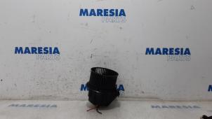 Begagnade Fläktmotor för uppvärmning och ventilation Citroen C3 (SC) 1.0 Vti 68 12V Pris € 25,00 Marginaltabell erbjuds av Maresia Parts