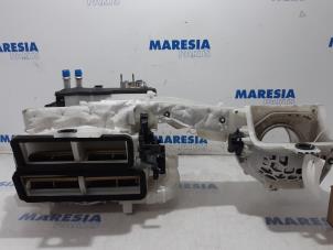 Begagnade Värmarhus Citroen C4 Picasso (3D/3E) 1.6 e-Hdi, BlueHDi 115 Pris € 265,00 Marginaltabell erbjuds av Maresia Parts