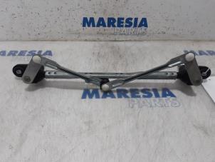 Gebruikte Ruitenwis Mechaniek Lancia Delta (844) 1.4 MultiAir 16V Prijs € 75,00 Margeregeling aangeboden door Maresia Parts