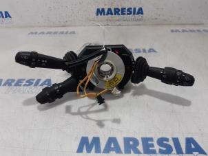 Gebruikte Combischakelaar Stuurkolom Lancia Delta (844) 1.4 MultiAir 16V Prijs € 95,00 Margeregeling aangeboden door Maresia Parts